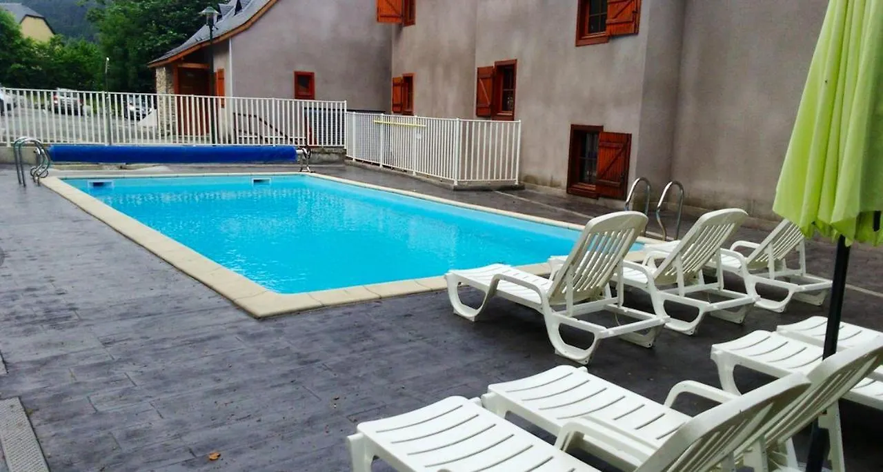 Appartement Elegant A Cauterets 48 M² Piscine Partagee