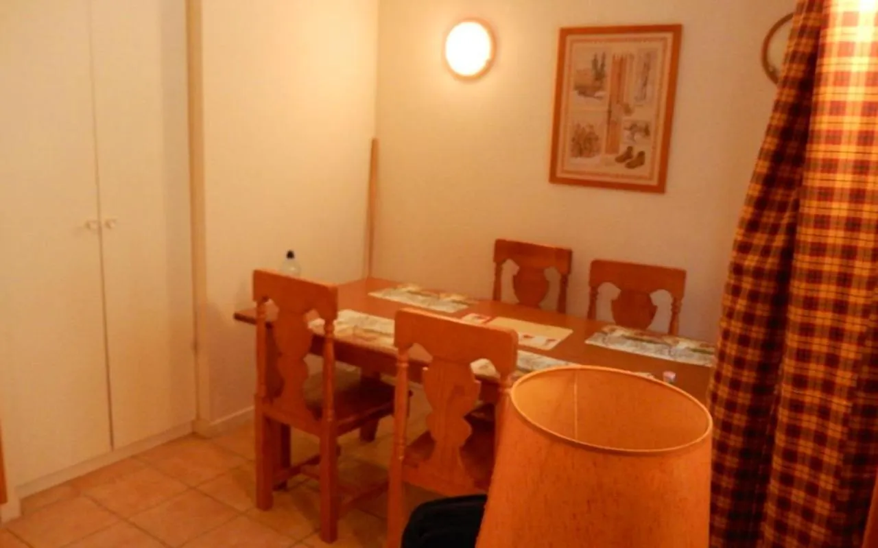 Appartement Elegant A Cauterets 48 M² Piscine Partagee 0*,  Francie